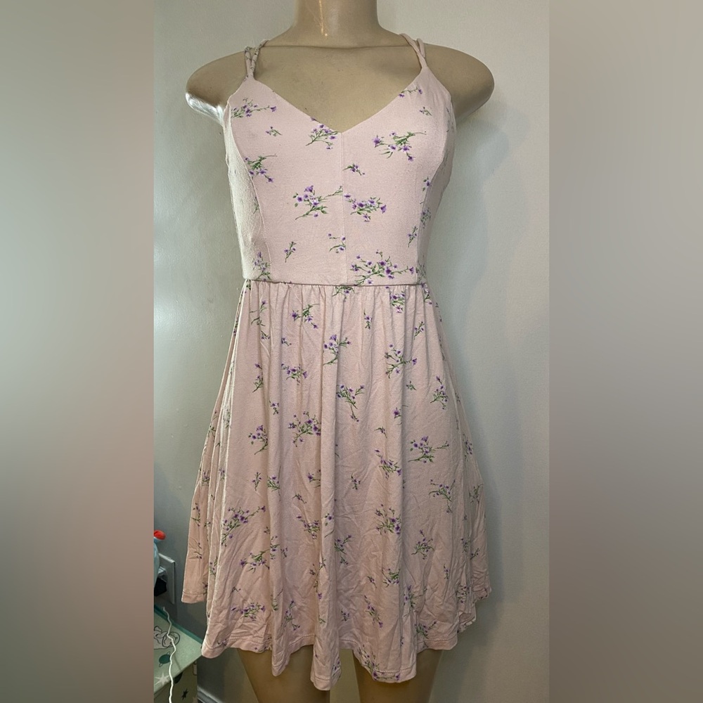 Forever 21/ / Size: S Color: light pink floral